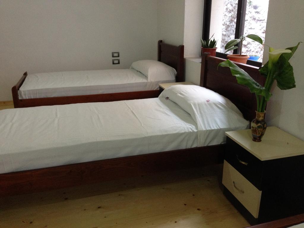 Eco Garten Guest House ชโคเดอร์ ห้อง รูปภาพ